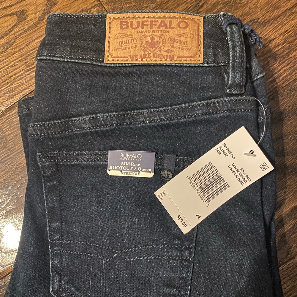 David Britton Buffalo Mid Rise Queen Bootcut Jeans